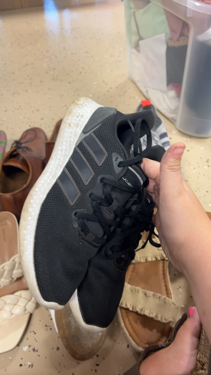 Adidas Sneakers 6.5 Black