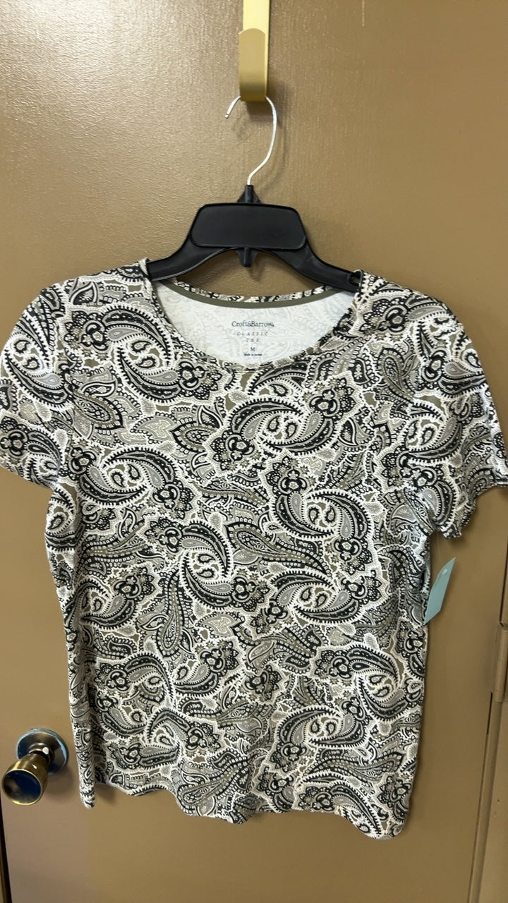 Croft & Barrow T-Shirt Medium Beige and black paisley pattern
