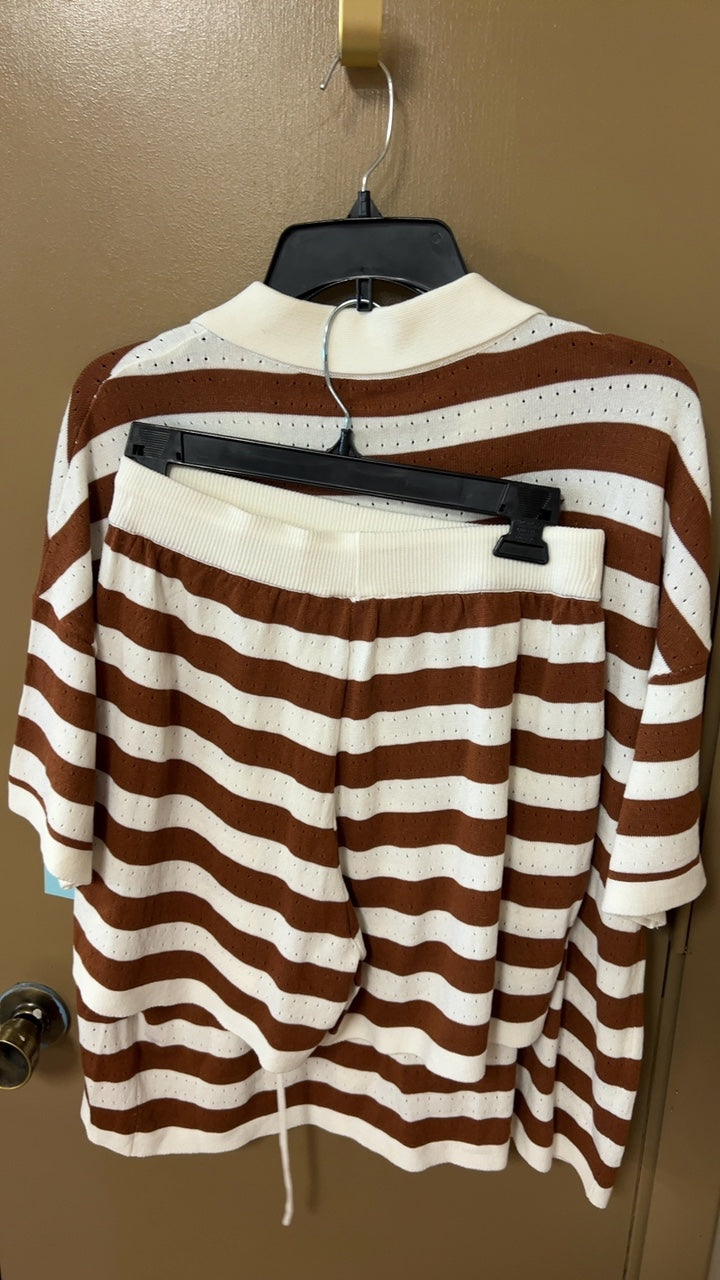 Boutique 2 piece set Medium Brown and white