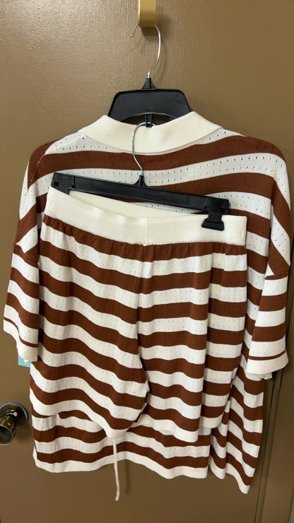 Boutique 2 piece set Medium Brown and white