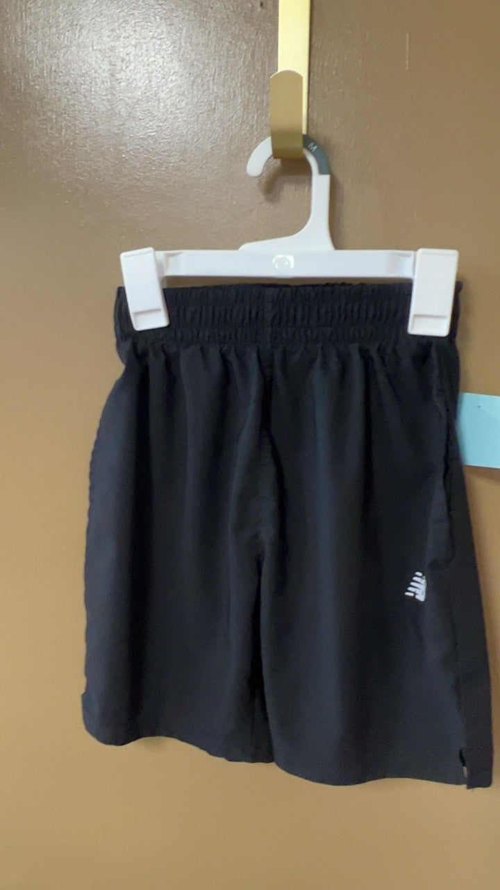 New Balance Shorts Youth 8 Black
