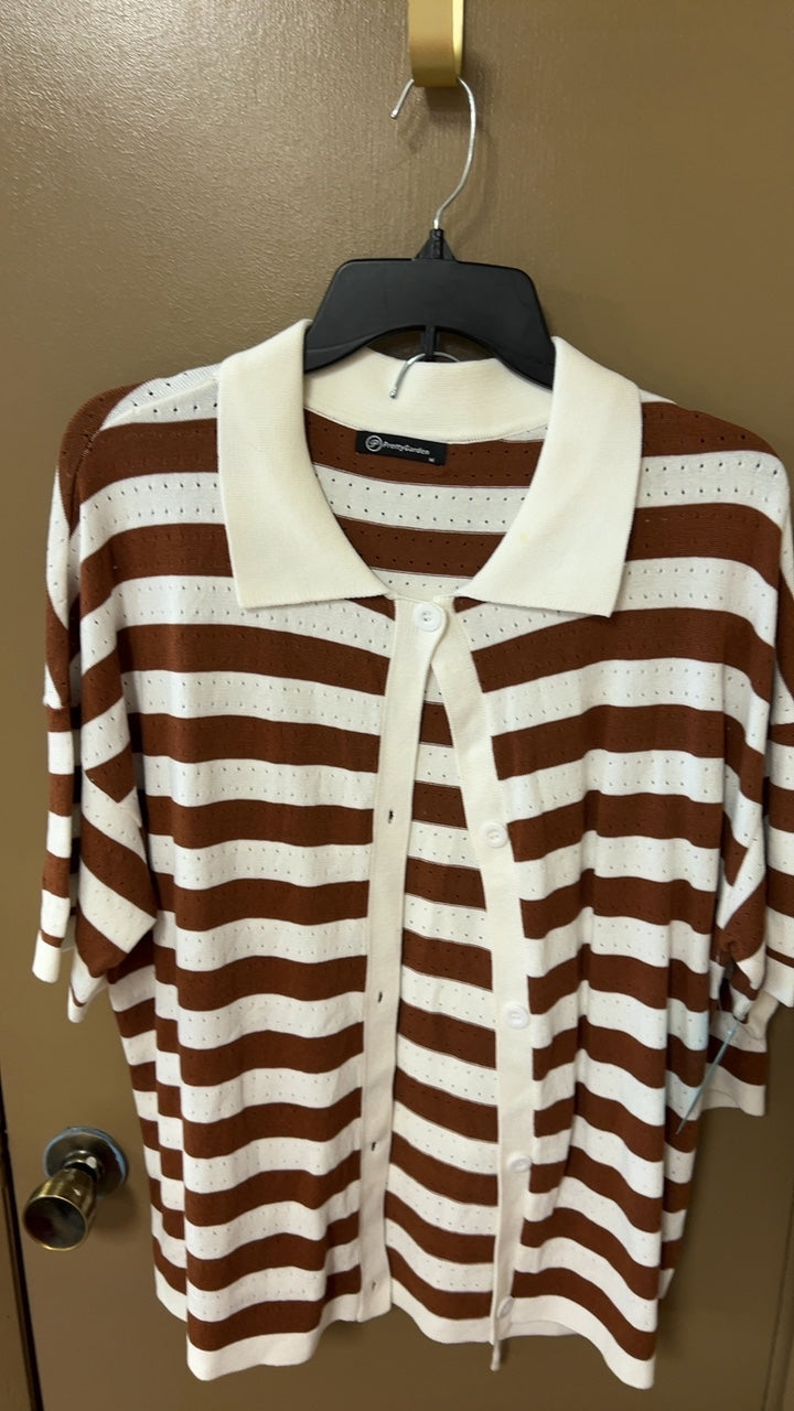 Boutique 2 piece set Medium Brown and white