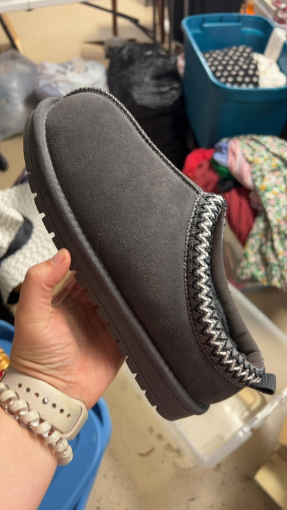 Slippers 9 Black