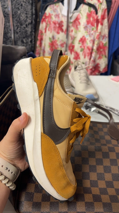 Nike Sneakers 8 Yellow/Beige