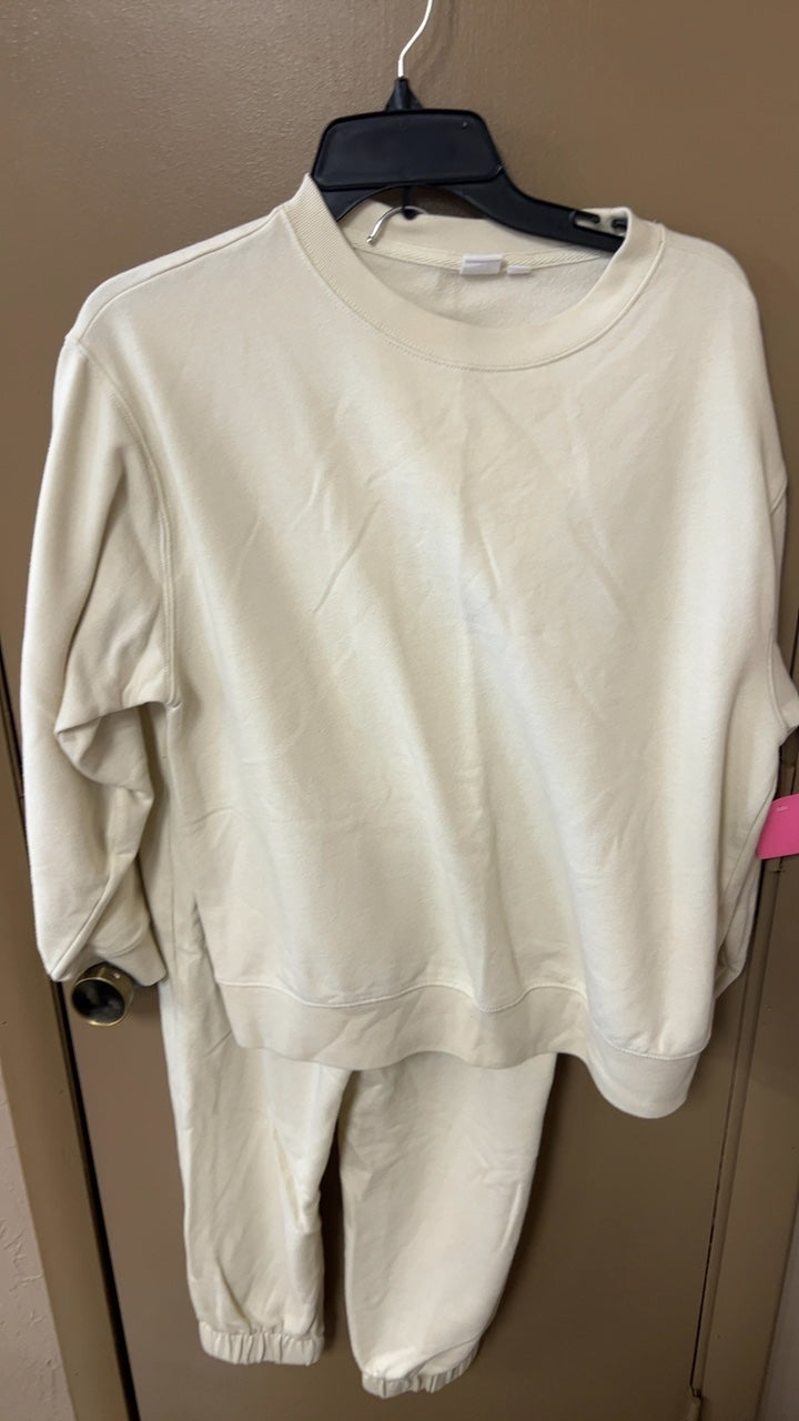 2 piece set Medium Cream